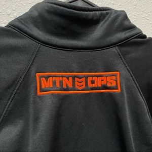 Mountain Ops pullover